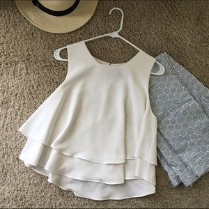 Zara White Flowy Top XS/S